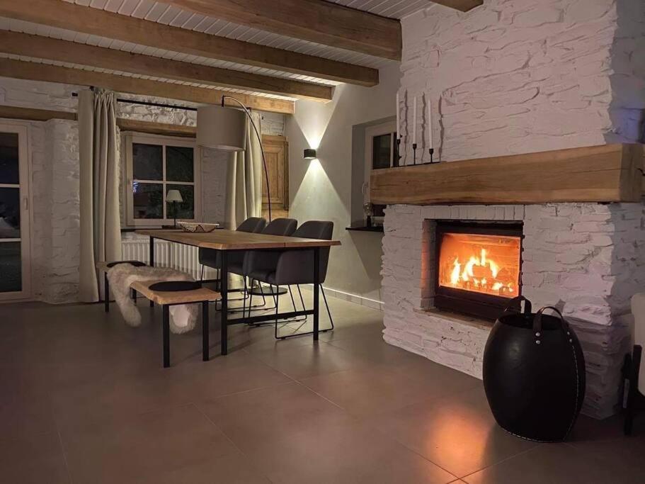 Charmante Maison De Vacances Vaux-sur-Sure المظهر الخارجي الصورة